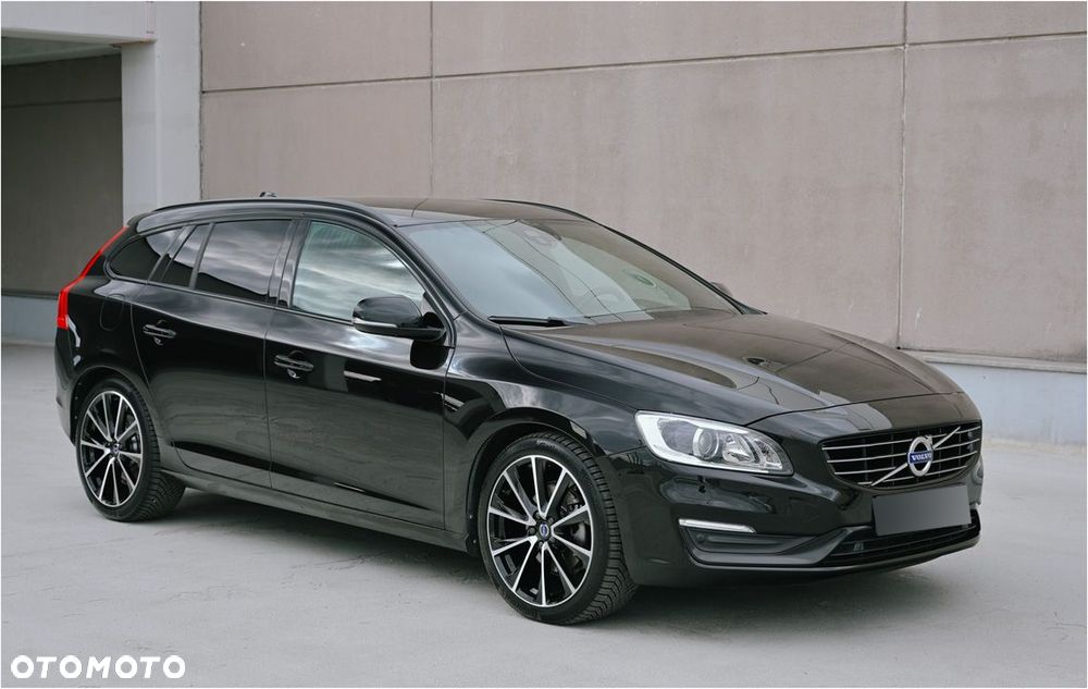 Volvo V60 D3 Drive-E Kinetic - 17