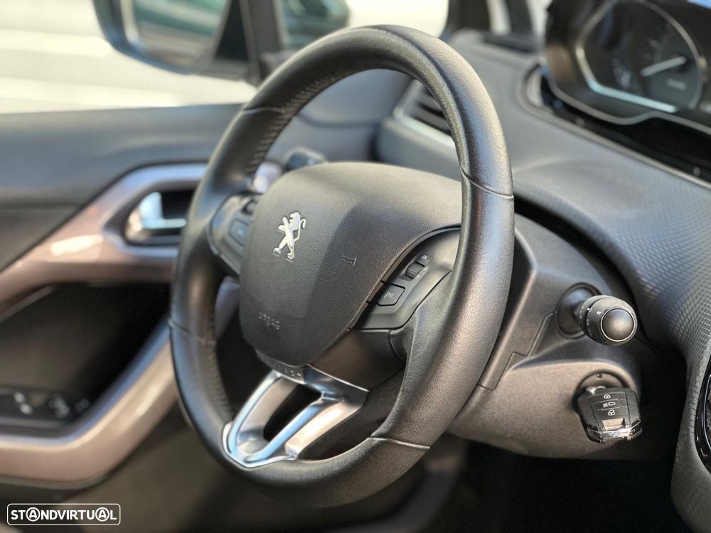 Peugeot 2008 - 14