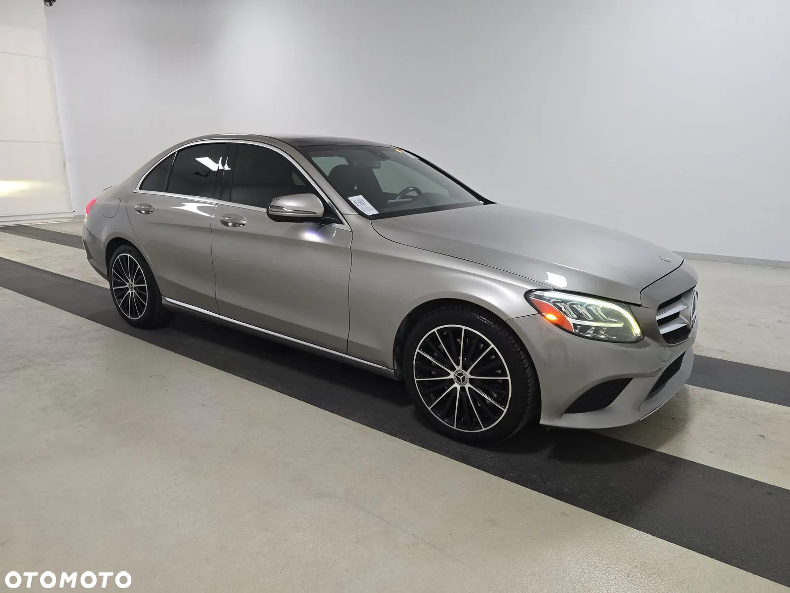 Mercedes-Benz Klasa C 300 T 9G-TRONIC - 2