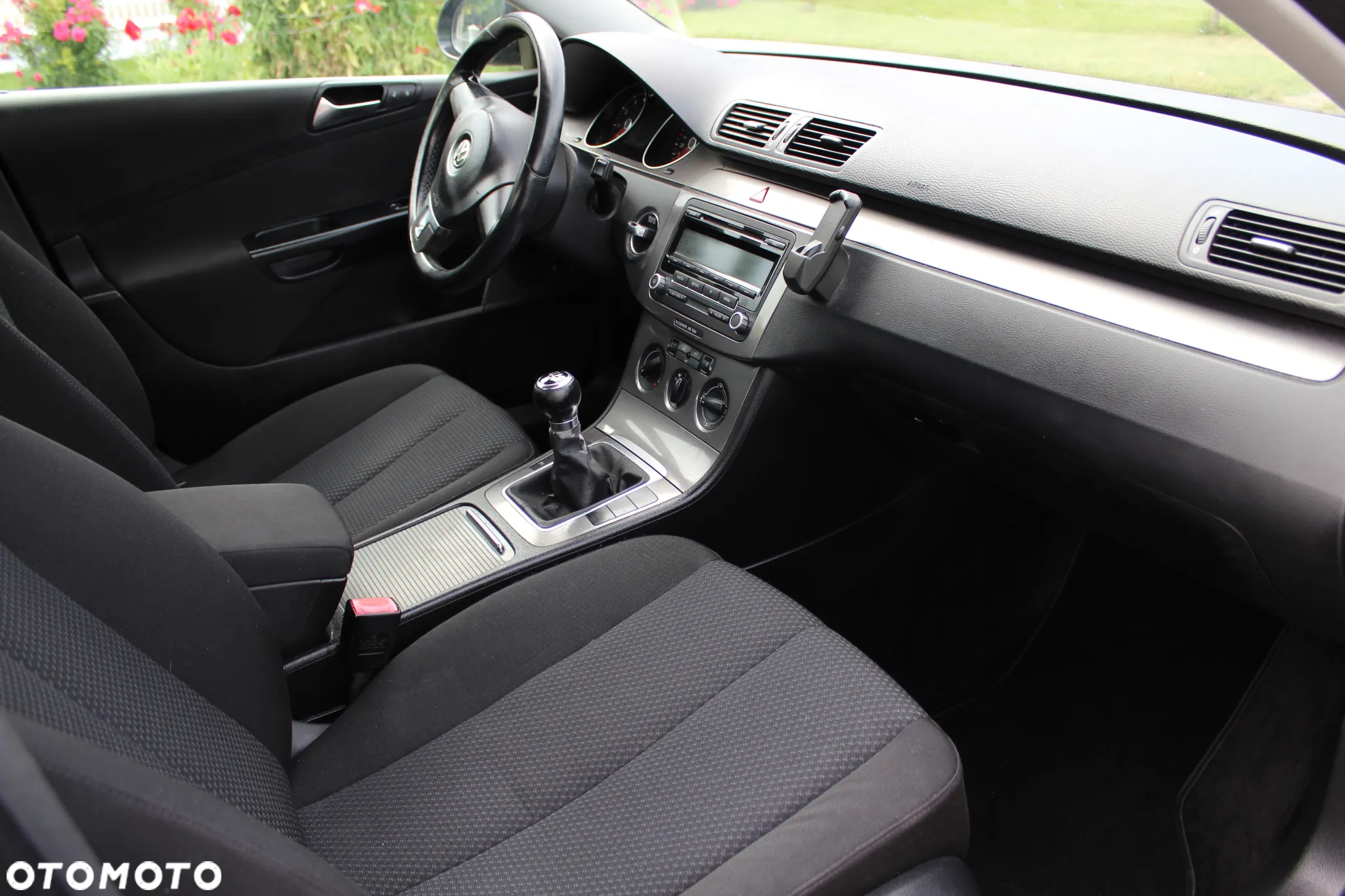 Volkswagen Passat 1.6 Comfortline - 16
