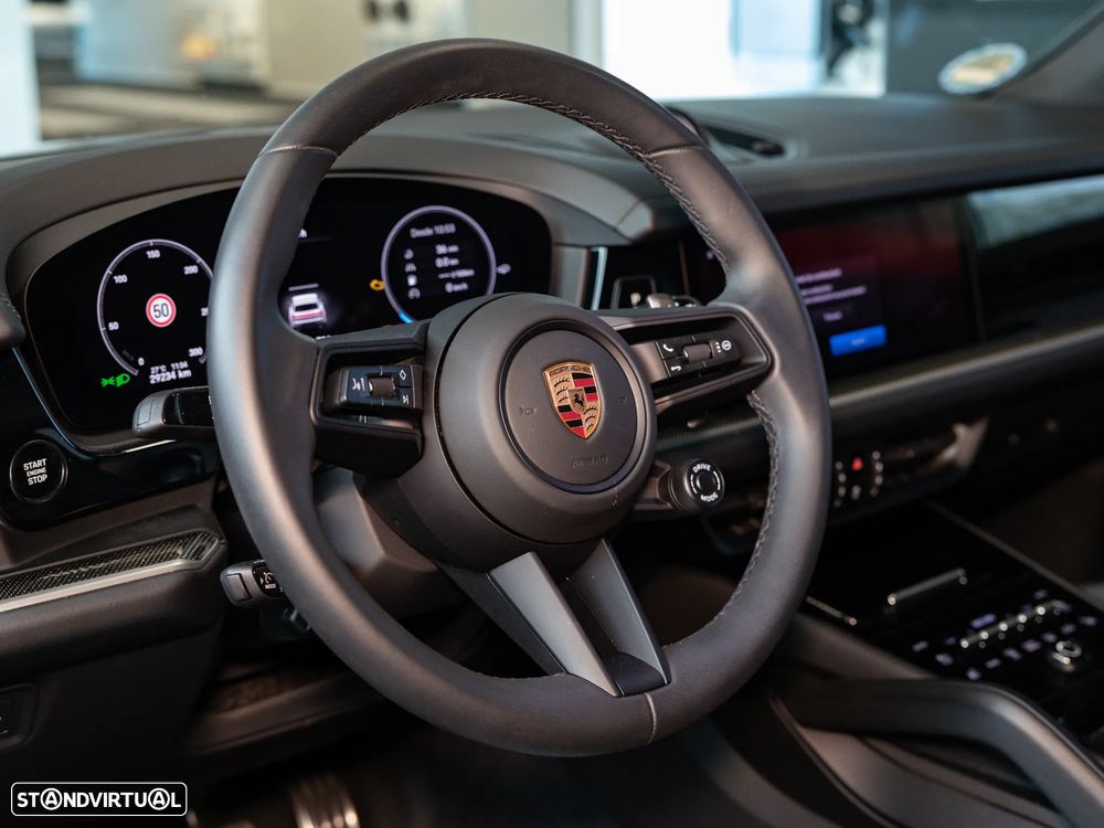 Porsche Cayenne S E-Hybrid - 18