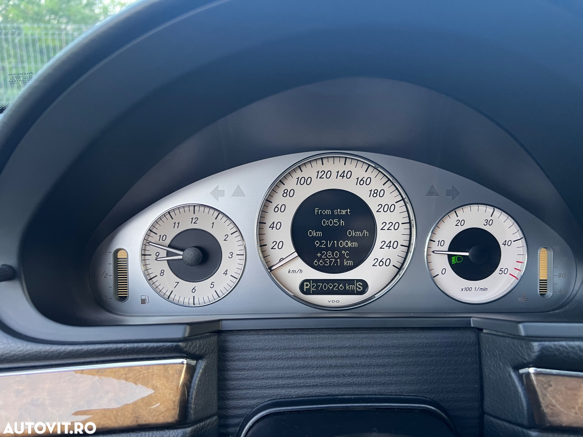 Mercedes-Benz E 320 CDI Avantgarde DPF Sport Edition - 17