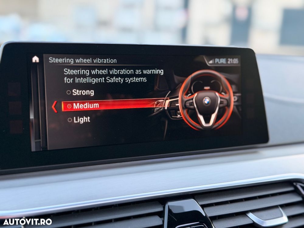 BMW Seria 5 520d xDrive Aut. Luxury Line - 23