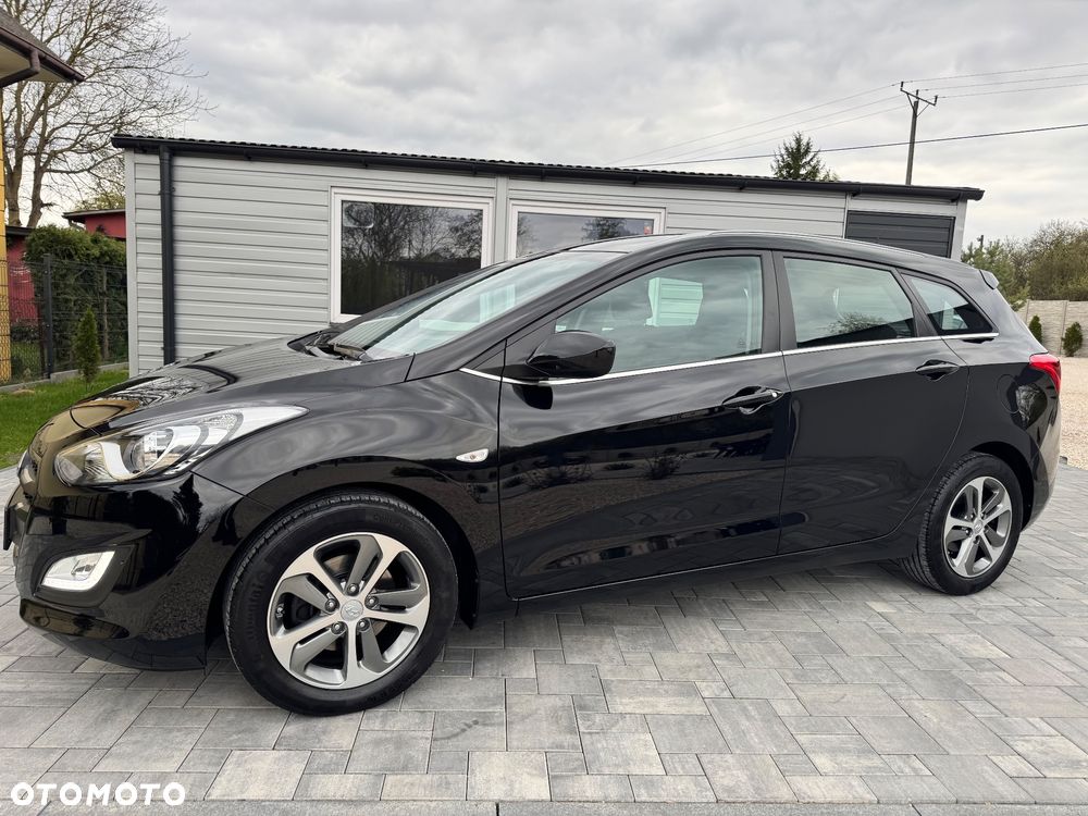 Hyundai i30 blue 1.4 YES Silver - 14