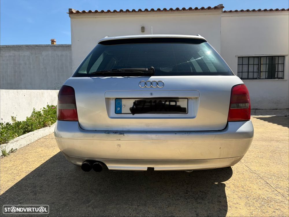 Audi A4 Avant 1.9 TDI Attraction - 2