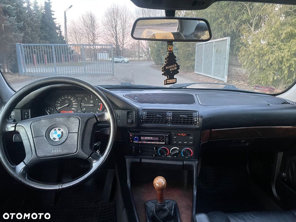 BMW Seria 5 - 12