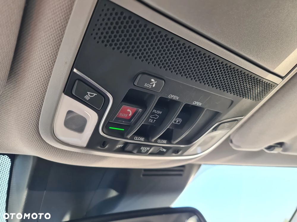 Honda CR-V 1.5T 4WD CVT Executive - 26