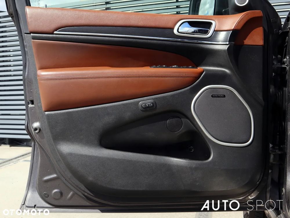 Jeep Grand Cherokee 3.0 CRD Summit - 13