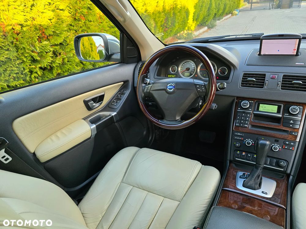 Volvo XC 90 - 30