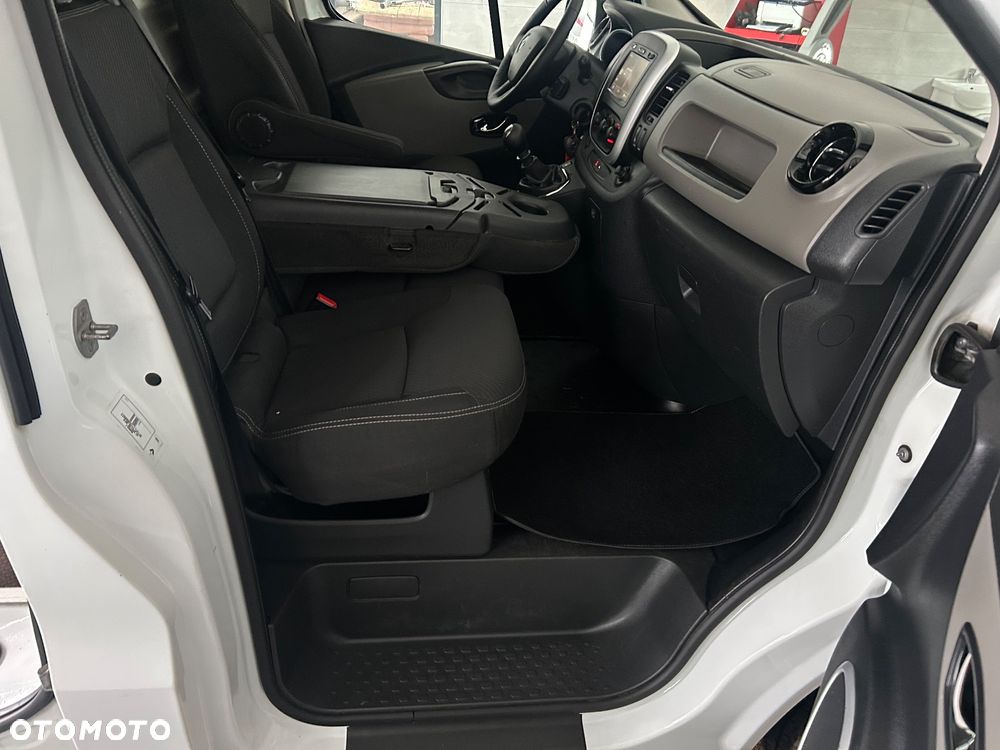 Renault Trafic - 28