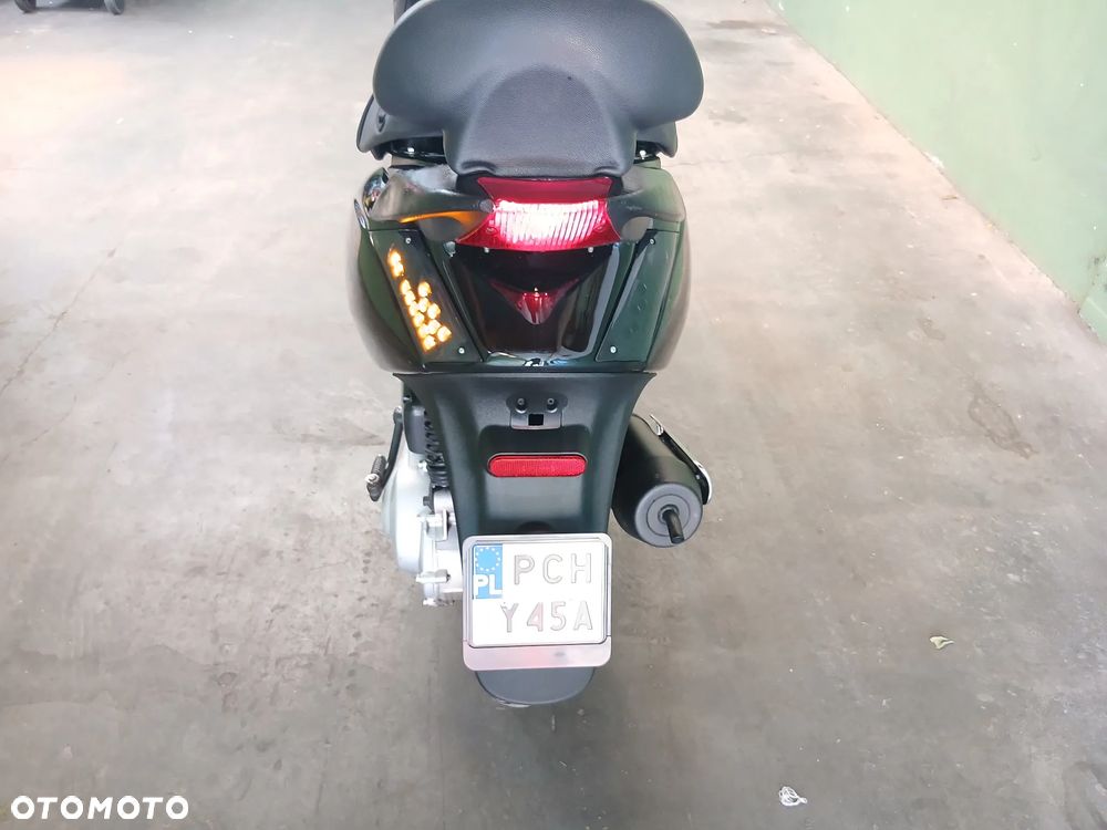 Piaggio ZIP - 4