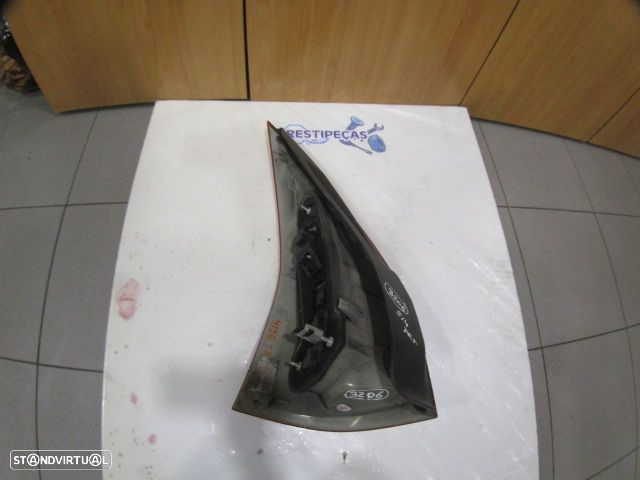 Farol Tras Stop3206 RENAULT MEGANE 2 2007 1.5DCI 106CV 5P CASTANHO DRT ORIGINAL - 3