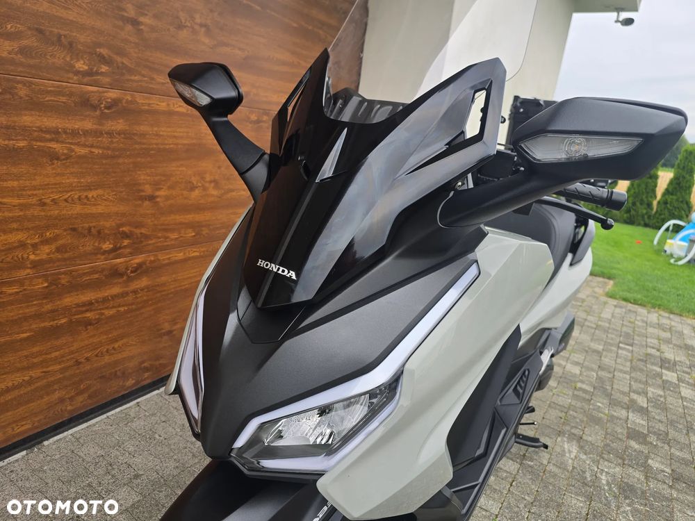 Honda NSS - 4