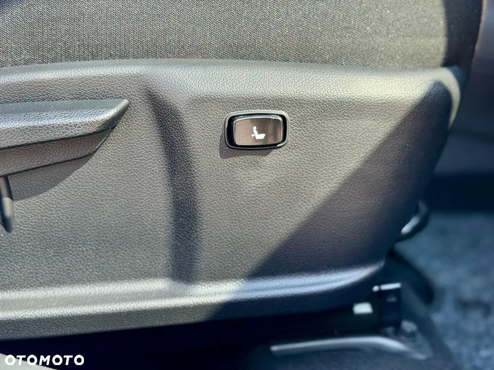 Kia Ceed 1.6 GDI DCT Platinum Edition - 21