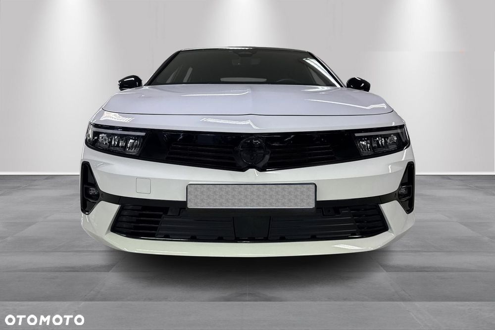 Opel Astra 1.6 T Plug-in Hybrid GS - 4