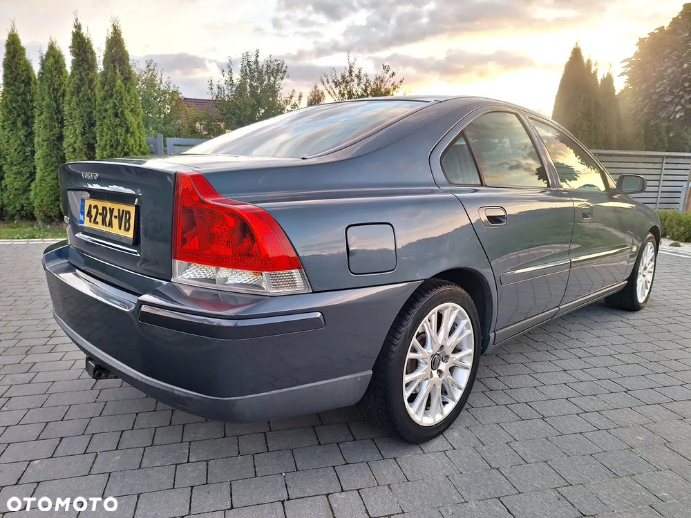 Volvo S60 2.4 Momentum - 11