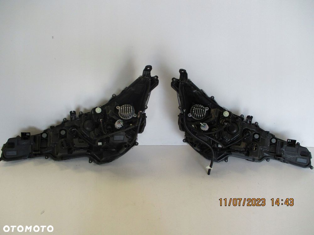 Lampa LEWA TOYOTA COROLLA E21 LED KOMBI - 9