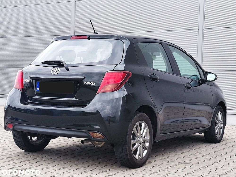 Toyota Yaris - 4