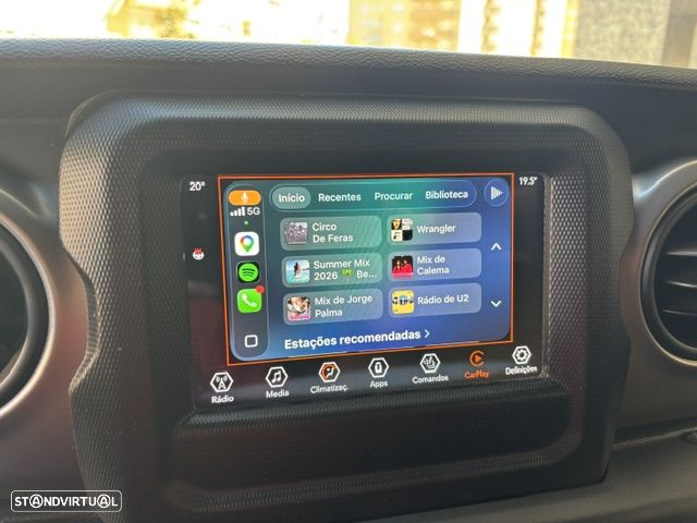 Jeep Wrangler - 33