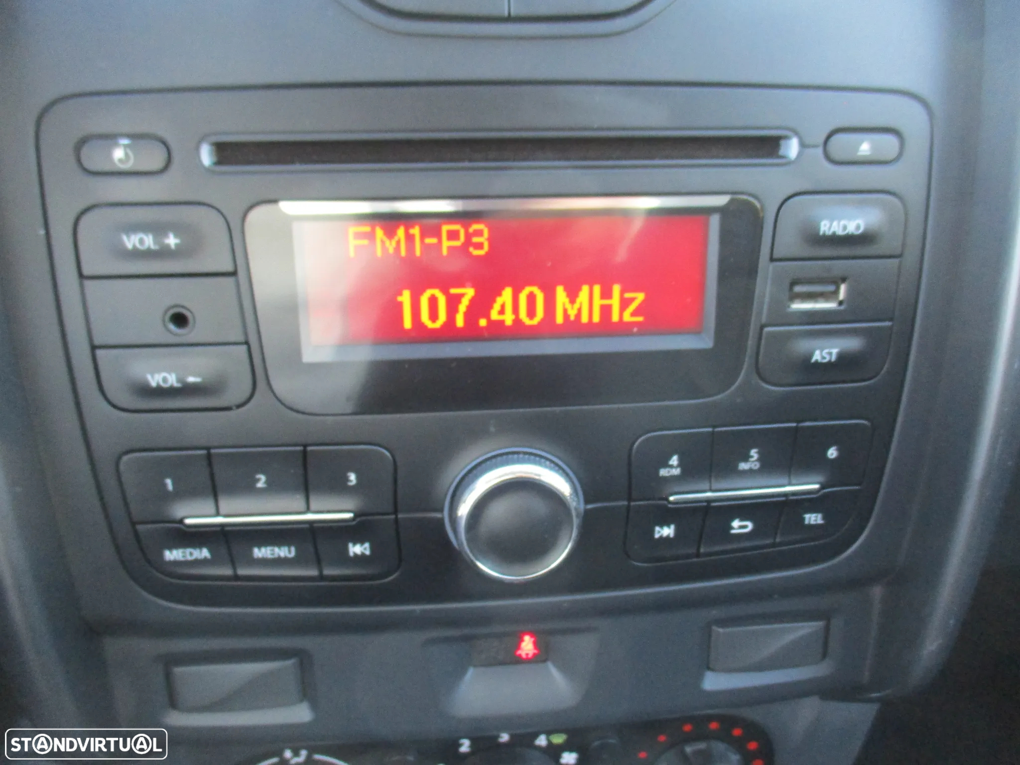 Dacia Duster 1.5 dCi Prestige - 12