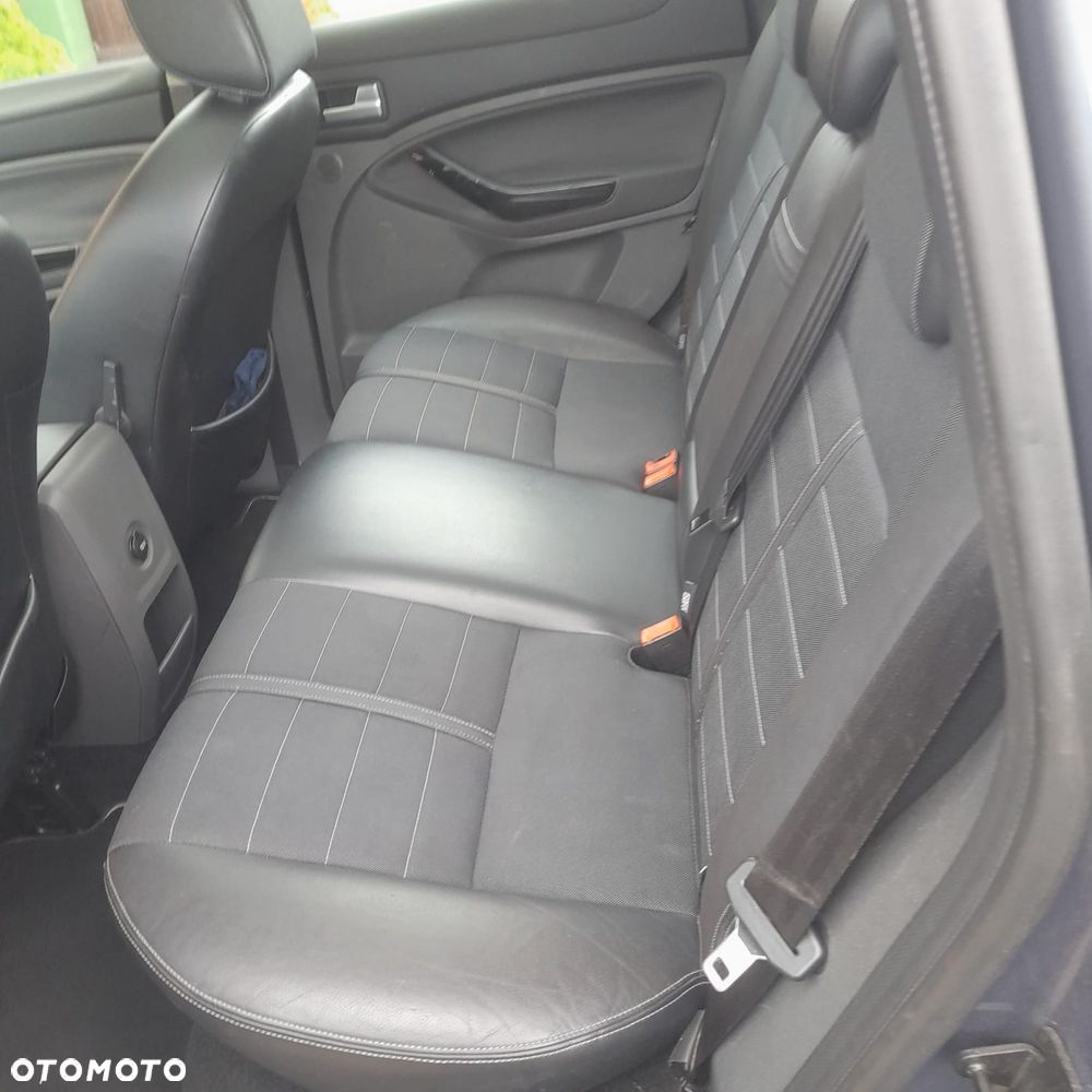 Ford Kuga 2.0 TDCi 4x4 Individual - 30