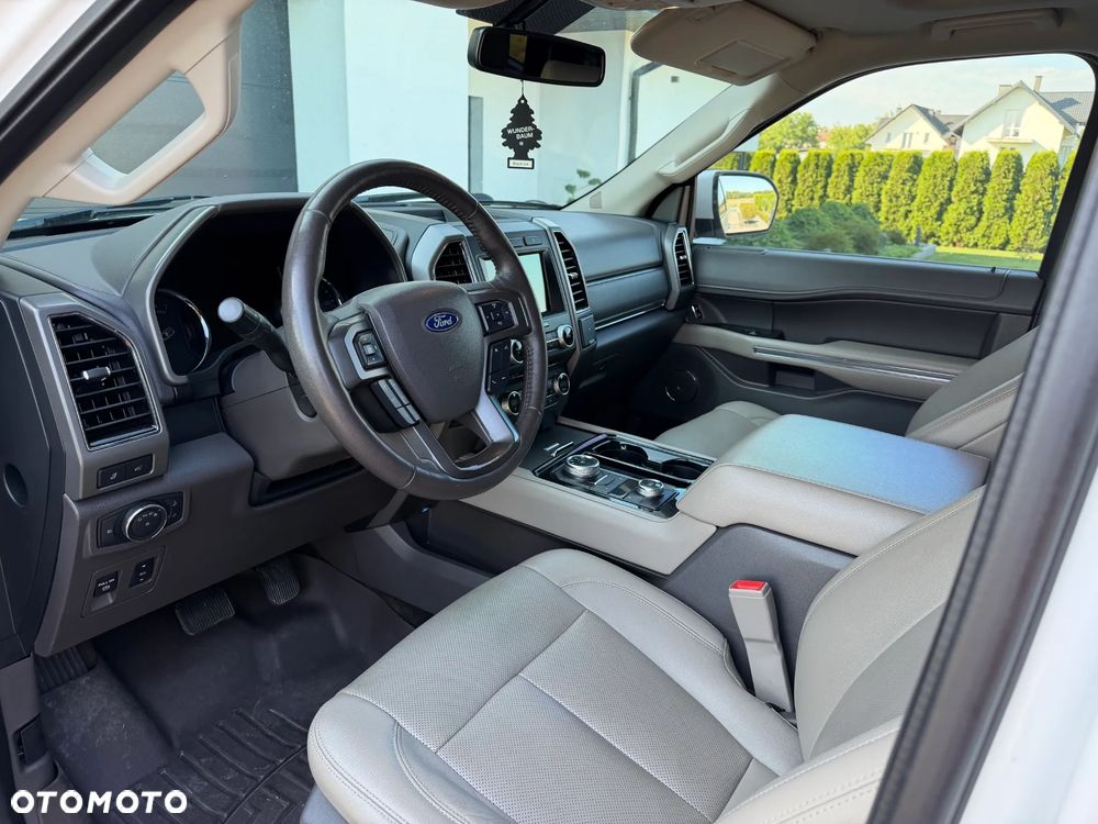 Ford Expedition - 13