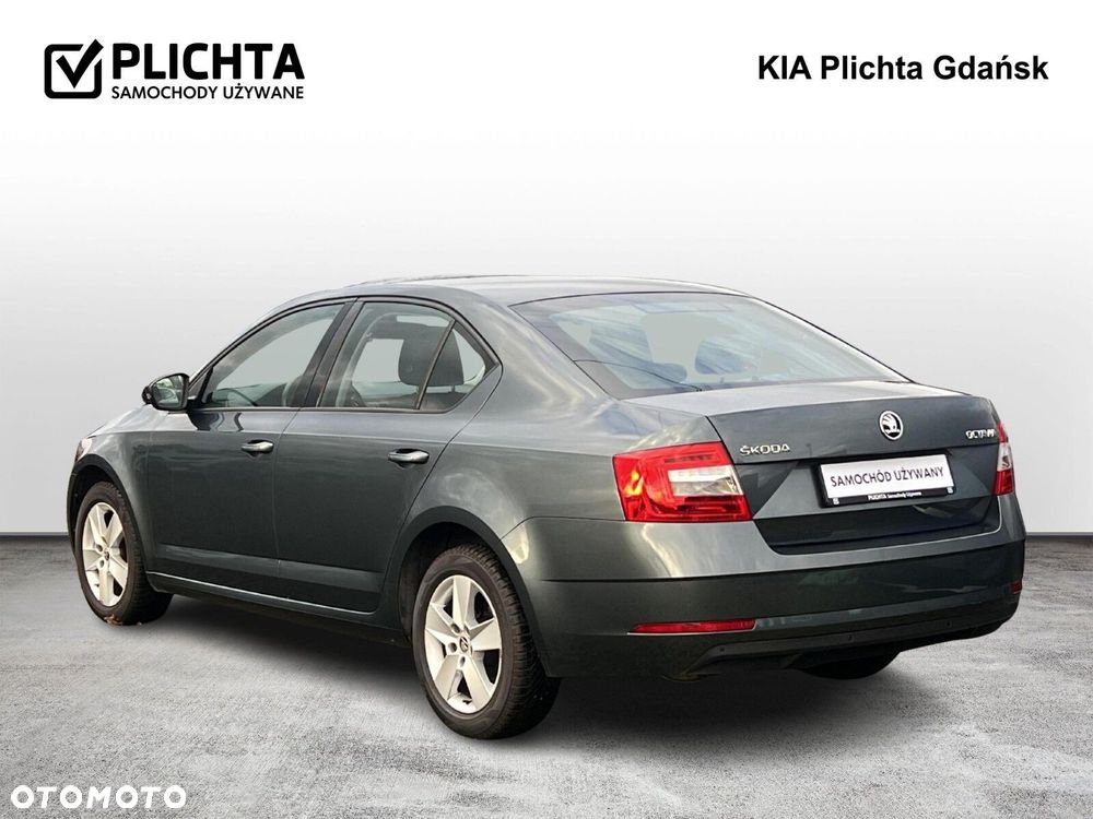 Skoda Octavia - 3