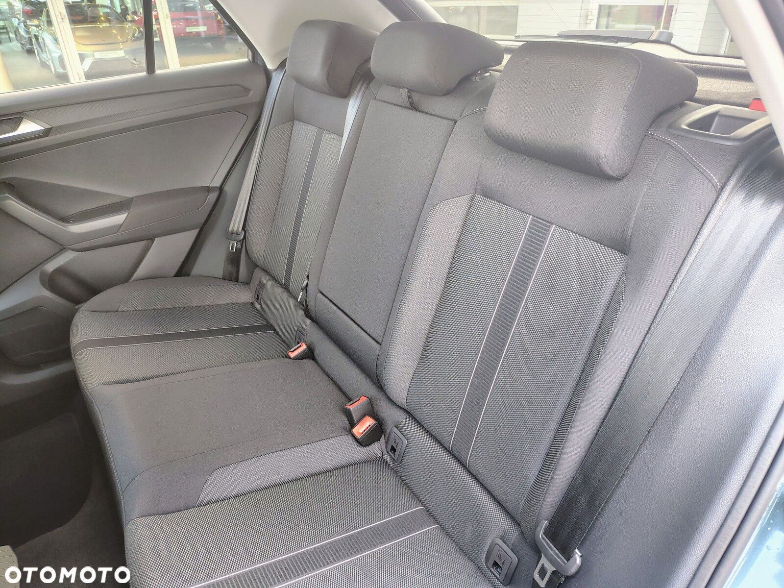 Volkswagen T-Roc - 20