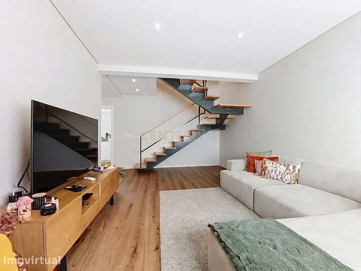 Moradia T3 Contemporânea em São Vicente Ferreira | Conforto, Elegância - Grande imagem: 3/28