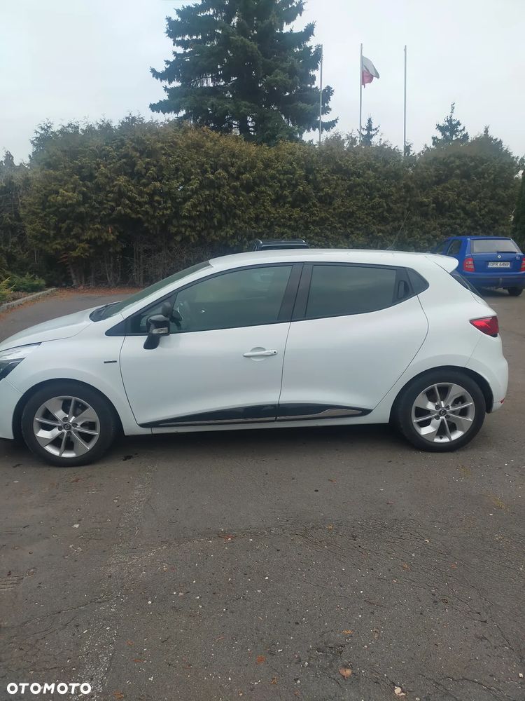 Renault Clio 1.2 16V Limited - 1