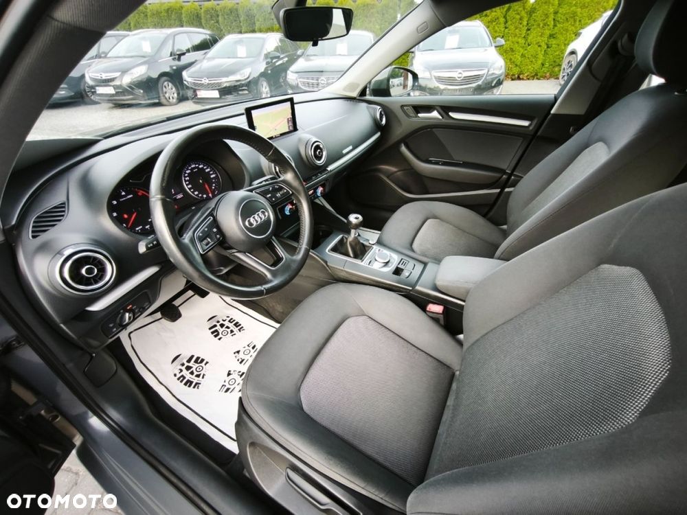 Audi A3 Sportback - 7