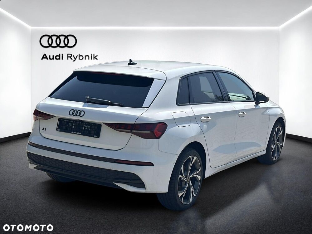 Audi A3 Sportback - 7