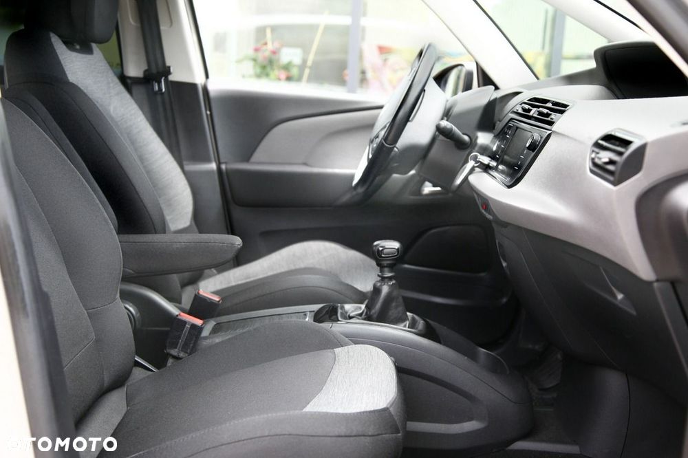 Citroën C4 SpaceTourer - 16