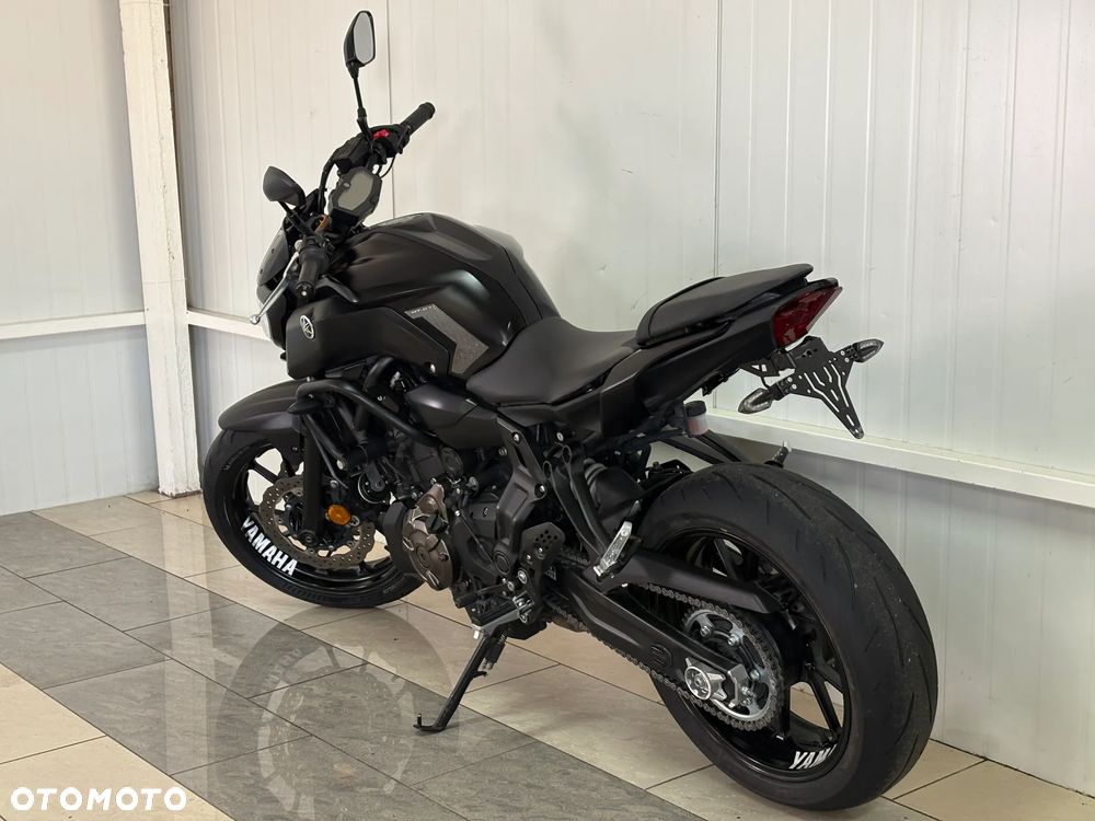 Yamaha MT - 7