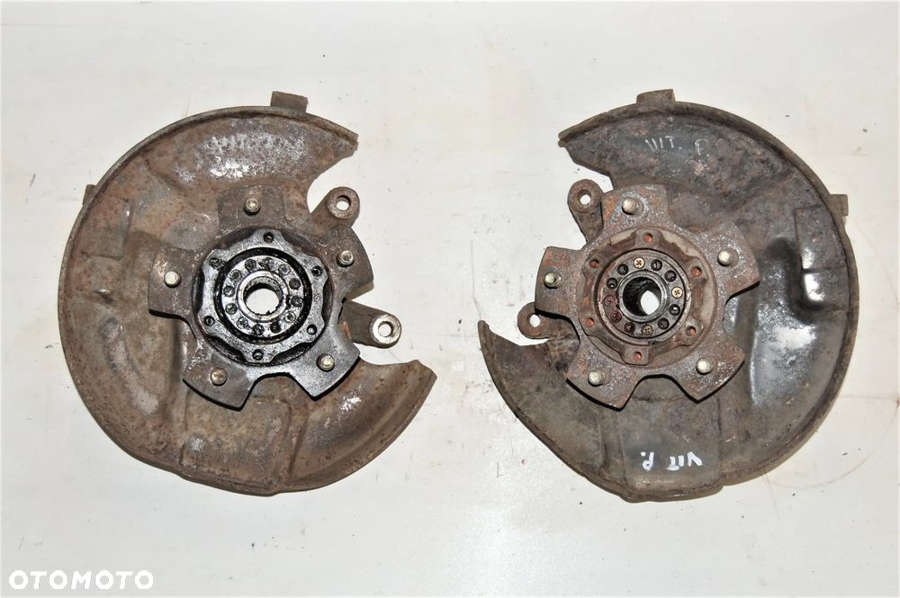 SUZUKI VITARA I - Zwrotnica, piasta lewa , prawa.