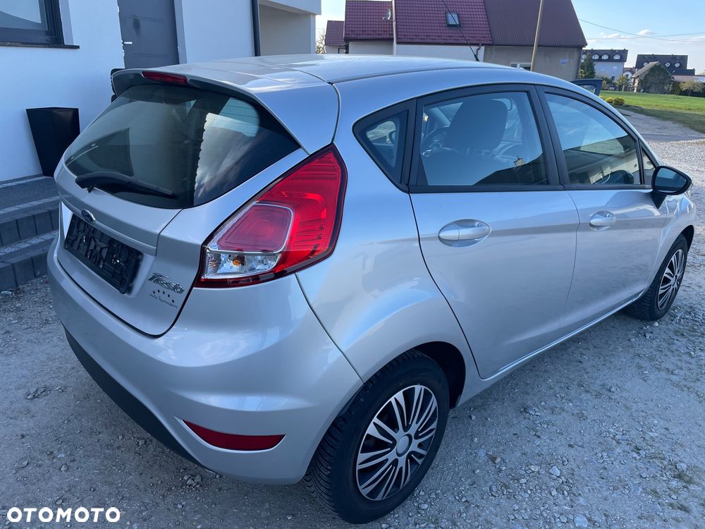 Ford Fiesta - 6