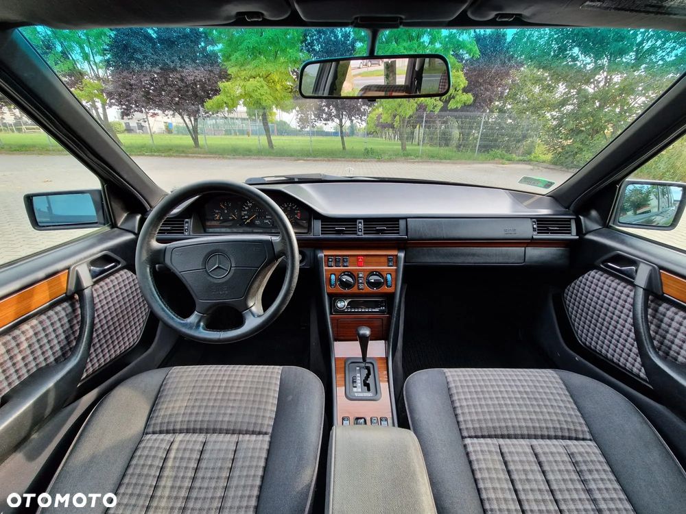 Mercedes-Benz W124 (1984-1993) - 7