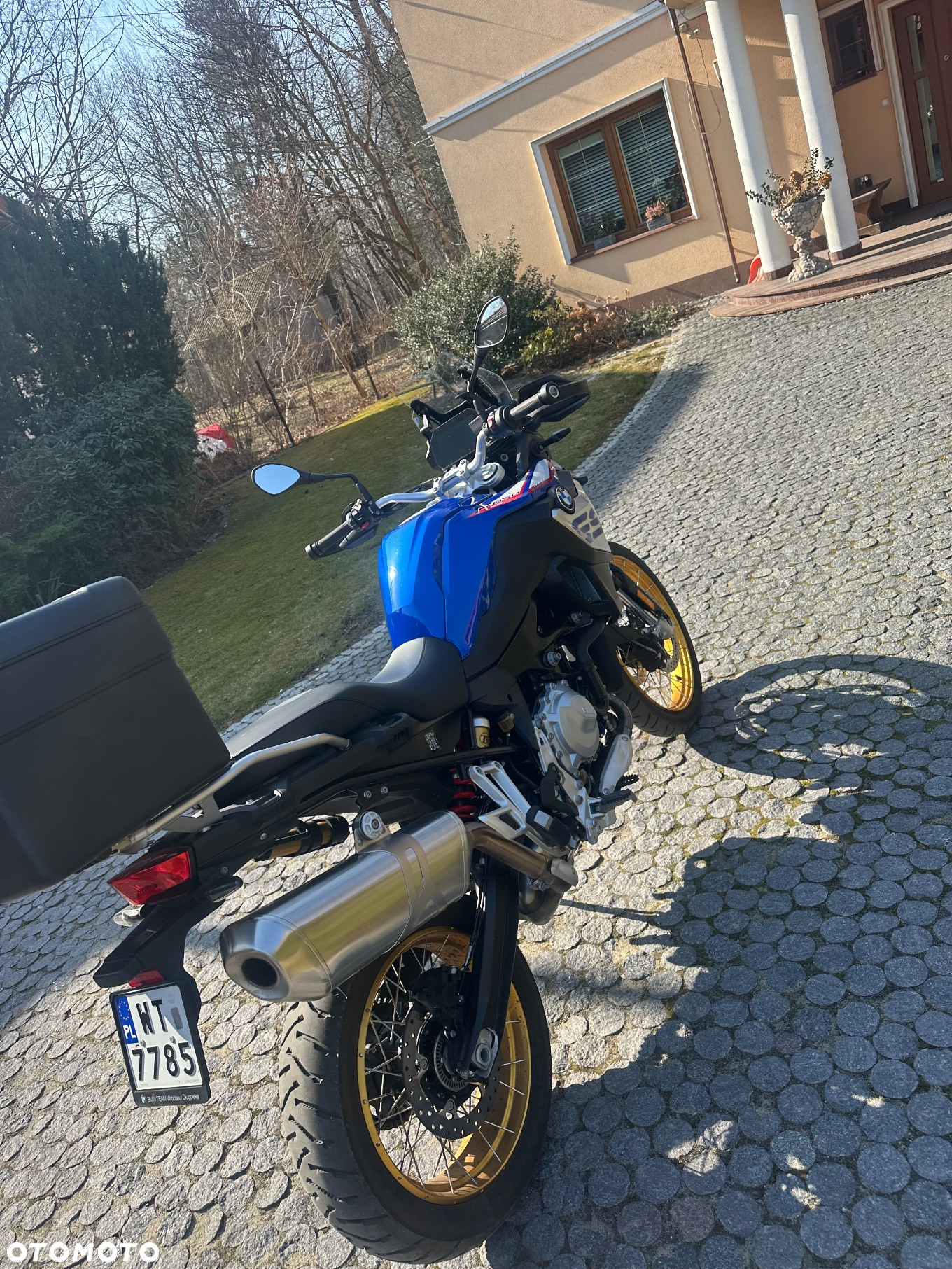 BMW F
