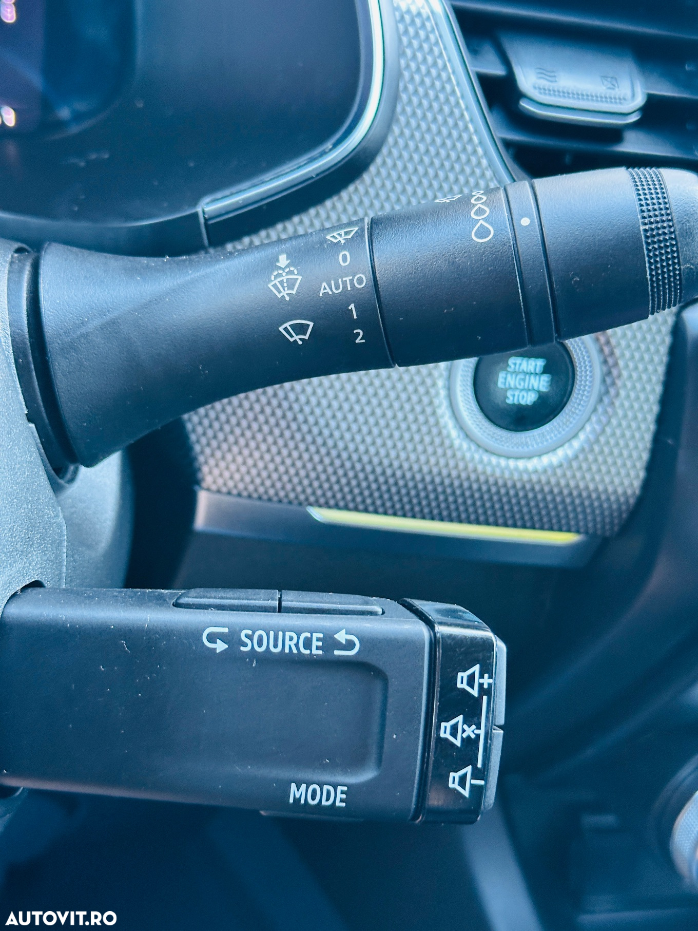 Renault Arkana E-TECH 145 Evolution - 31