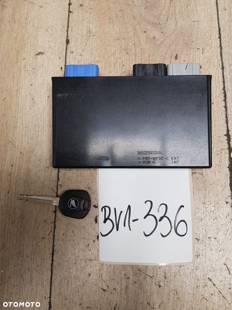 Moduł zapłonowy ECU klucz Honda VFR 1200 F  38770-MGE-D11 - 1