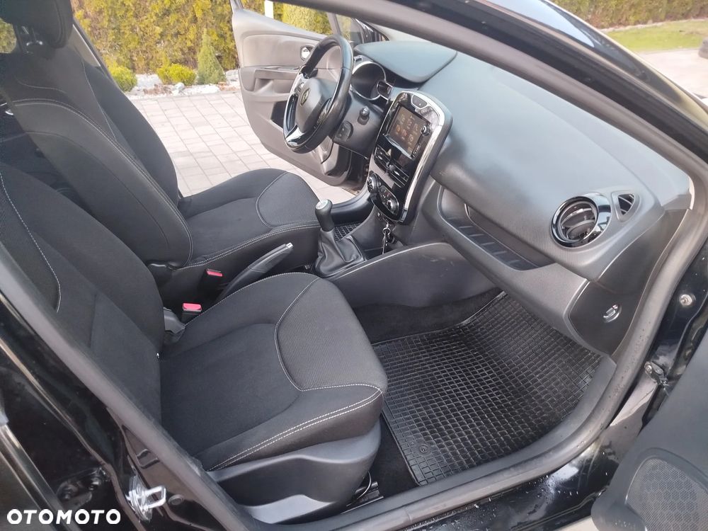 Renault Clio 1.2 16V 75 LIMITED - 22