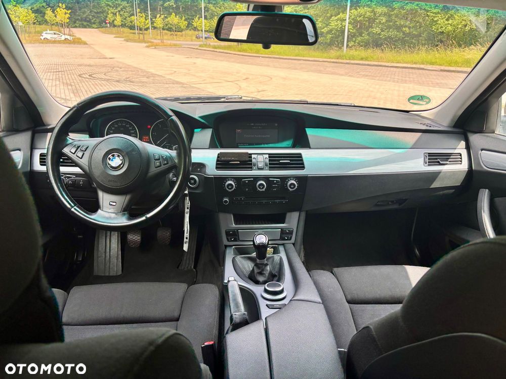 BMW Seria 5 520d Edition Exclusive - 7