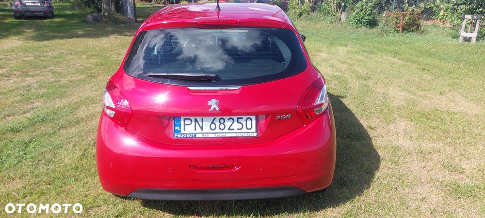 Peugeot 208 - 5