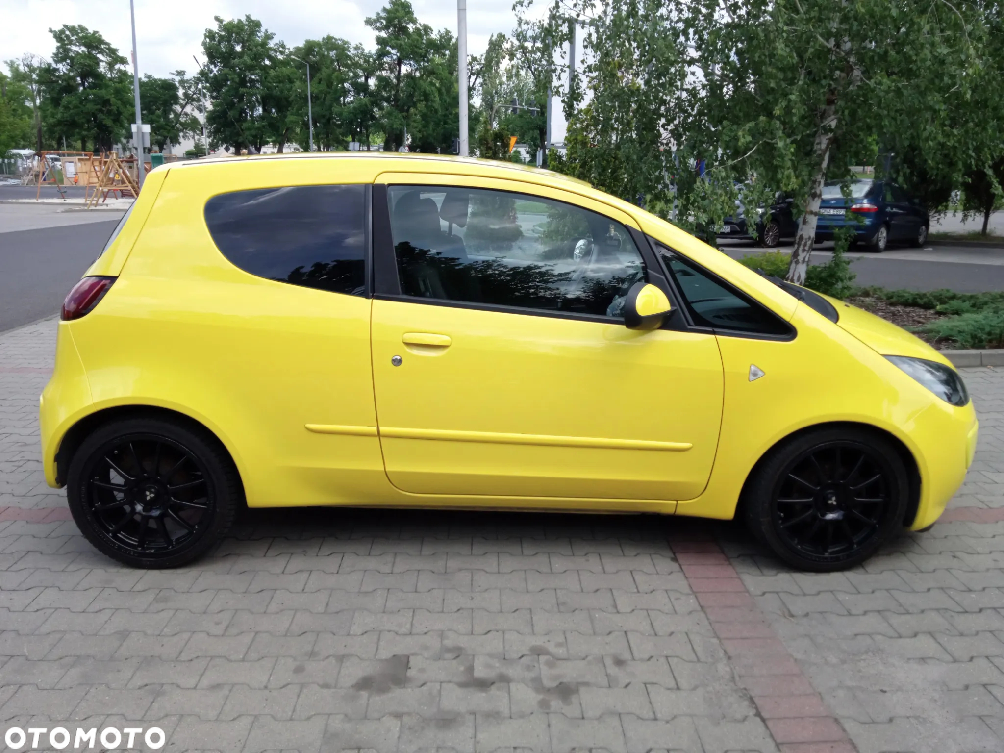 Mitsubishi Colt CZ3 1.3 Young Edition - 4