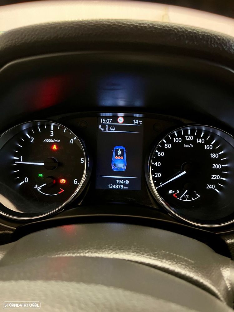 Nissan Qashqai 1.5 dCi N-Connecta Led - 20