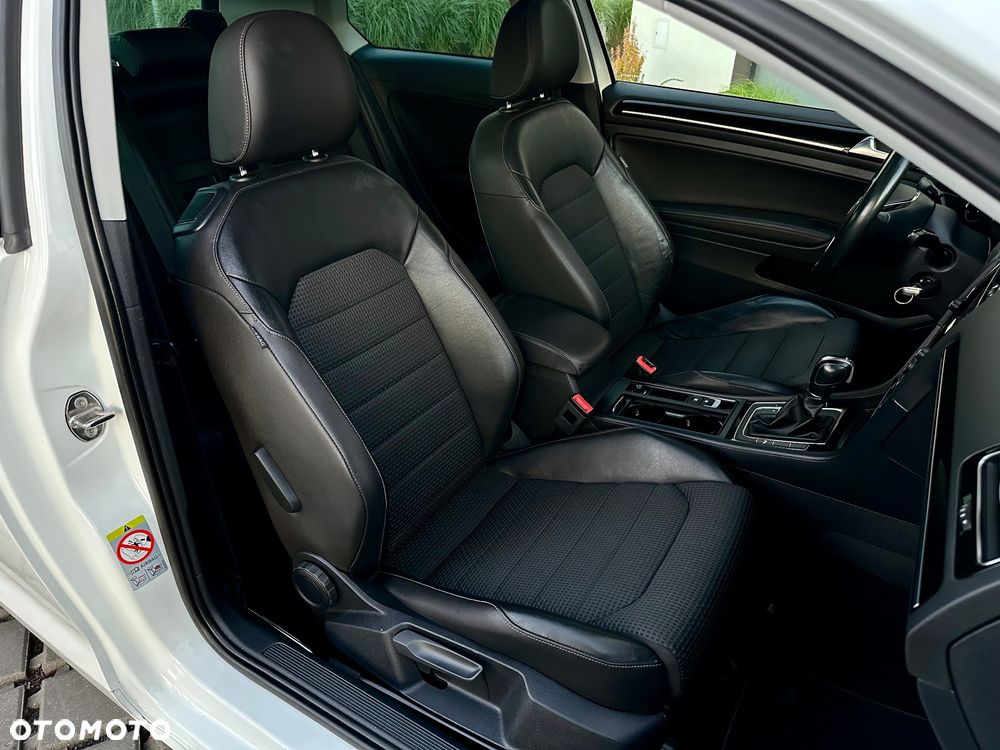 Volkswagen Golf VII 2.0 TDI BMT Highline DSG - 30
