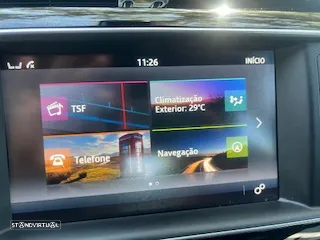 Jaguar XE 2.0 D R-Sport - 6