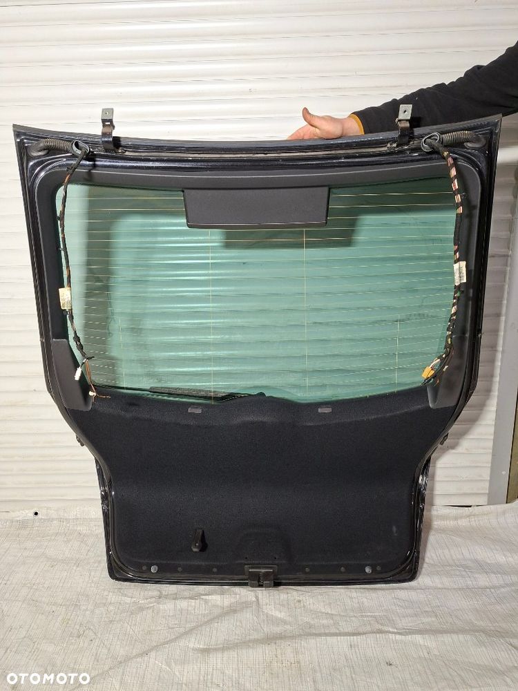 Skoda Octavia III 5E0 hatchback 2016 Klapa bagażnika tył czarna LF9R - 13