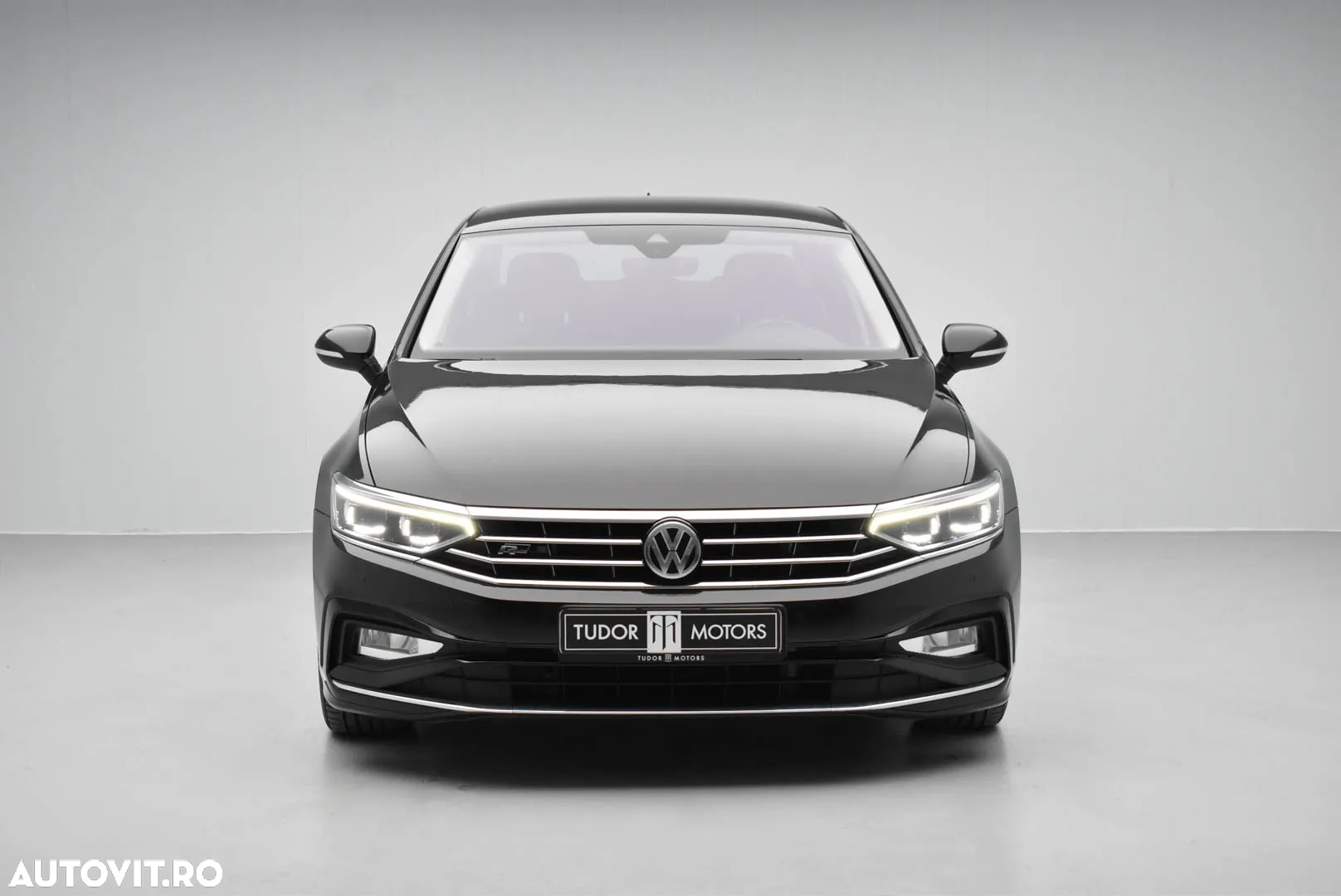 Volkswagen Passat 2.0 TDI DSG 4Motion R Executive - 7