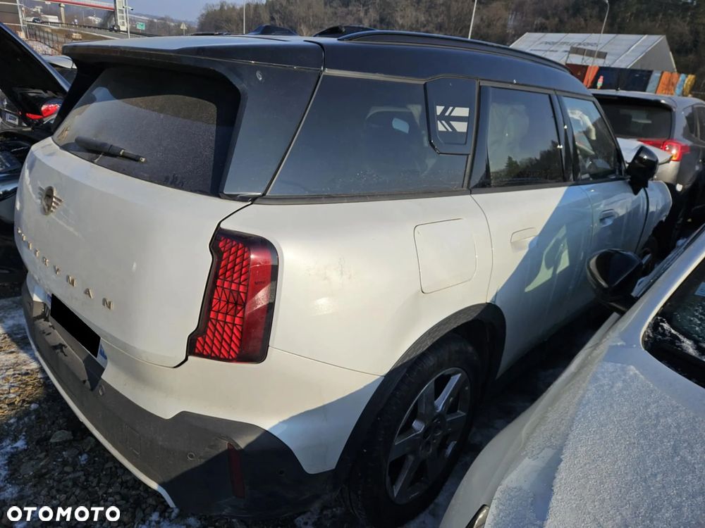 MINI Countryman C Classic Trim - 4